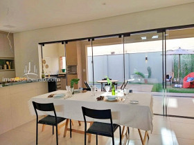 Casa de Condomínio com 3 Quartos à Venda, 208 m² em Bonfim Paulista - Ribeirão Preto