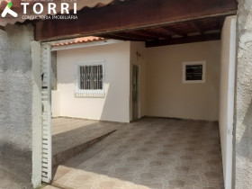Casa com 1 Quarto à Venda, 50 m² em Jardim Santa Esmeralda - Sorocaba