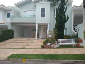 Casa com 4 Quartos para Alugar, 372 m² em Parque Campolim - Sorocaba