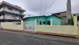 Casa com 3 Quartos à Venda, 96 m² em São Pedro - Navegantes