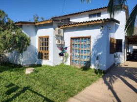 Casa com 3 Quartos à Venda, 360 m² em Santa Rita - Guaíba