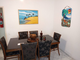 Apartamento com 2 Quartos à Venda, 70 m² em Enseada - Guarujá