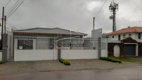 Casa com 3 Quartos à Venda, 115 m² em Parolin - Curitiba
