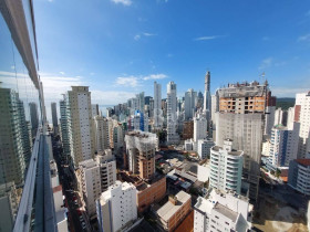 Apartamento com 3 Quartos à Venda, 129 m² em Centro - Balneário Camboriú