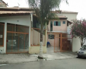 Casa com 3 Quartos à Venda,  em Wanel Ville Iv - Sorocaba
