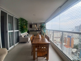 Apartamento com 3 Quartos à Venda, 123 m² em Gonzaga - Santos