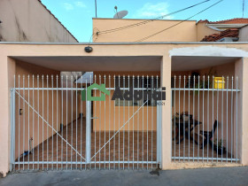 Casa com 2 Quartos à Venda, 86 m² em Vila De Vecchi - Jundiaí