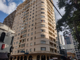 Apartamento com 3 Quartos à Venda, 183 m² em Centro - Curitiba