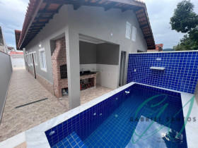 Casa com 2 Quartos à Venda, 65 m² em Bal. Santa Terezinha - Itanhaém