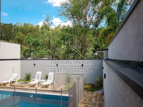 Imóvel com 3 Quartos à Venda, 207 m² em Suru - Santana De Parnaíba