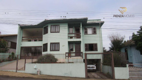 Casa com 3 Quartos à Venda, 377 m² em Nazaré - Concórdia