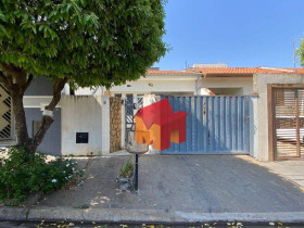 Casa com 2 Quartos para Alugar, 109 m² em Morada Do Sol - Americana