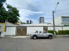 Casa para Alugar, 600 m² em Nossa Senhora Das Graças - Manaus