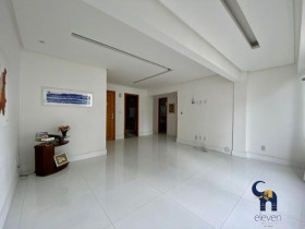 Apartamento com 2 Quartos à Venda, 74 m² em Pituba - Salvador