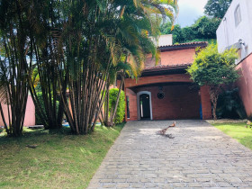 Casa com 4 Quartos à Venda, 350 m² em Jardim Golf I - Jandira