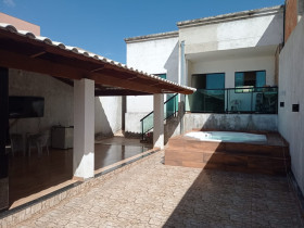 Casa com 2 Quartos à Venda, 120 m² em Colonial - Contagem