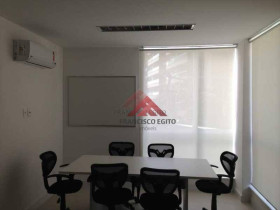 Sala Comercial à Venda, 34 m² em Charitas - Niterói