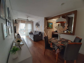 Apartamento com 2 Quartos à Venda, 75 m² em Embaré - Santos
