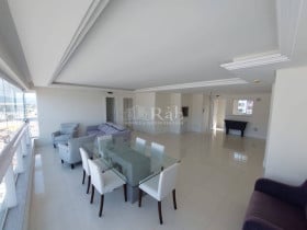 Apartamento com 3 Quartos à Venda, 129 m² em Centro - Balneário Camboriú