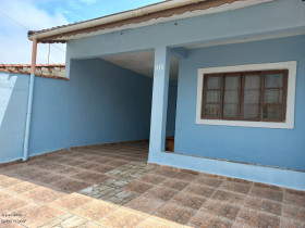Casa com 3 Quartos à Venda, 130 m² em Vila Romar - Peruíbe