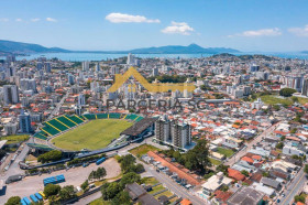 Apartamento com 3 Quartos à Venda, 111 m² em Canto - Florianópolis