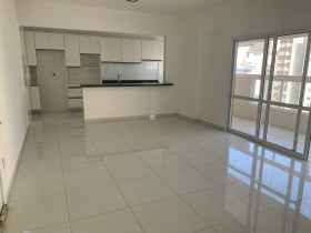 Apartamento com 3 Quartos à Venda, 113 m² em Centro - São Vicente
