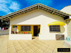 Casa com 3 Quartos à Venda, 176 m² em Terra Preta (terra Preta) - Mairiporã