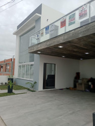 Casa com 3 Quartos à Venda, 250 m² em Bolaxa - Rio Grande