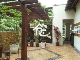 Casa de Condomínio com 3 Quartos à Venda, 170 m² em Santa Rosa - Niterói