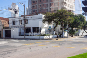 Casa à Venda, 256 m² em Centro - Itajai