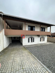 Casa com 4 Quartos à Venda, 340 m² em Iririu - Joinville
