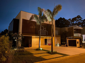 Casa com 4 Quartos à Venda, 410 m² em Tamboré - Barueri