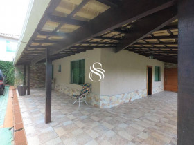 Casa com 4 Quartos à Venda, 412 m² em Cond. Majestade Sabiá - Lagoa Santa