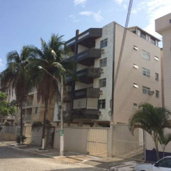 Apartamento com 3 Quartos para Temporada, 140 m² em Algodoal - Cabo Frio
