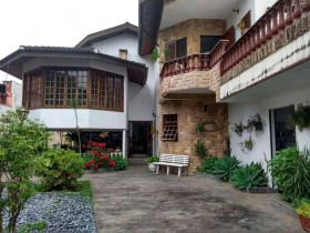 Casa com 3 Quartos à Venda, 428 m² em Cidade Jardim - Jacareí