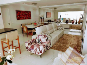 Apartamento com 3 Quartos à Venda, 150 m² em Marapé - Santos