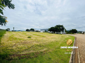 Terreno à Venda, 1 m² em Sete Pontes - Piracaia