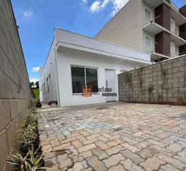 Casa com 3 Quartos à Venda, 90 m² em Campos Olivotti - Extrema