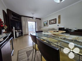 Apartamento com 2 Quartos à Venda, 110 m² em Pompéia - Santos