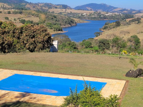 Chácara com 5 Quartos à Venda, 23 m² em Azevedo - Joanópolis