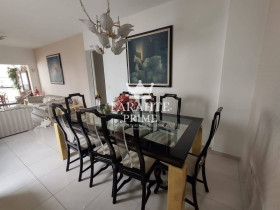 Apartamento com 2 Quartos à Venda, 130 m² em Gonzaga - Santos