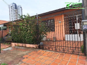 Casa com 3 Quartos à Venda, 308 m² em Fátima - Fortaleza