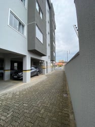 Apartamento com 2 Quartos à Venda, 71 m² em Jardim Iririú - Joinville