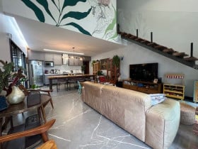 Sobrado com 3 Quartos à Venda, 190 m² em Vila Alvorada - Goiânia