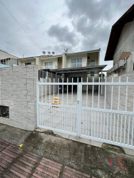 Sobrado com 2 Quartos à Venda, 86 m² em Potecas - São José