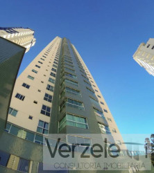 Apartamento com 4 Quartos à Venda, 135 m² em Pioneiros - Balneário Camboriú