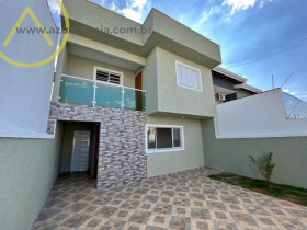 Casa com 2 Quartos à Venda, 103 m² em Nova Cerejeira - Atibaia