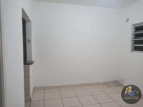 Apartamento com 1 Quarto à Venda, 48 m² em Vila Cascatinha - São Vicente