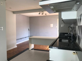 Apartamento com 2 Quartos à Venda,  em Mirandópolis - São Paulo