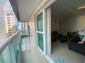 Apartamento com 3 Quartos à Venda, 121 m² em José Menino - Santos